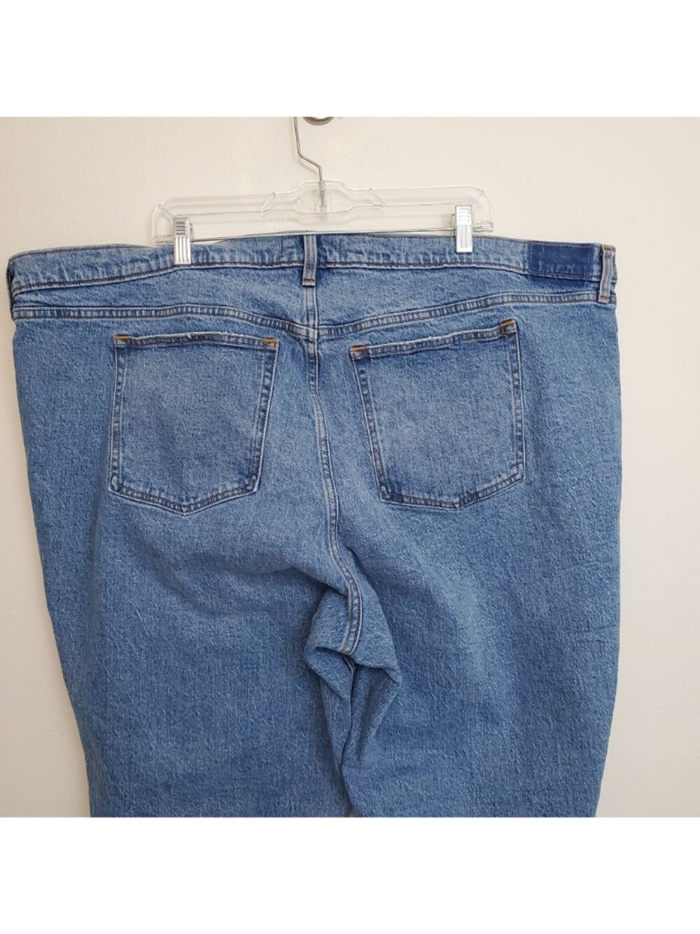 Abercrombie & Fitch Curve Love The Straight Mid Rise jeans - Picture 6 of 10